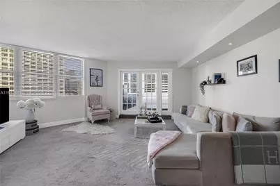 801 Brickell Bay Dr #1262, Miami, FL 33131 - Photo 5