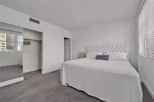 801 Brickell Bay Dr, Miami, FL 33131 - Photo 17