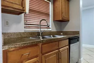 8475 SW 94th St, Miami, FL 33156 - Photo 5