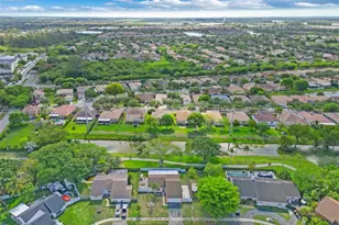 1747 N Goldeneye Ln, Homestead, FL 33035 - Photo 31