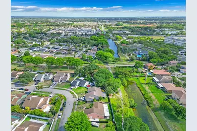 1747 N Goldeneye Ln, Homestead, FL 33035 - Photo 33