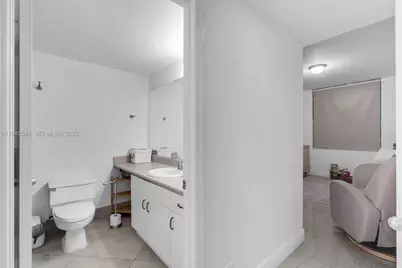 701 Brickell Key Blvd #1606, Miami, FL 33131 - Photo 15