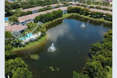 1916 Alamanda Way, Riviera Beach, FL 33404 - Photo 5
