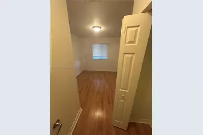 1916 Alamanda Way, Riviera Beach, FL 33404 - Photo 17