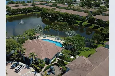 1916 Alamanda Way, Riviera Beach, FL 33404 - Photo 3