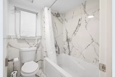 380 Racquet Club Rd #204, Weston, FL 33326 - Photo 9