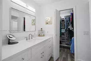 380 Racquet Club Rd, Weston, FL 33326 - Photo 13