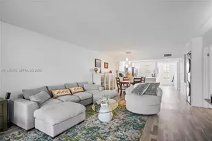 380 Racquet Club Rd, Weston, FL 33326 - Photo 7