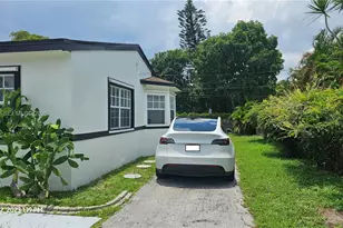 626 S 28th Ave, Hollywood, FL 33020 - Photo 3