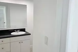 7680 SW 82nd St, Miami, FL 33143 - Photo 13