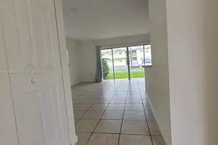 7680 SW 82nd St, Miami, FL 33143 - Photo 11