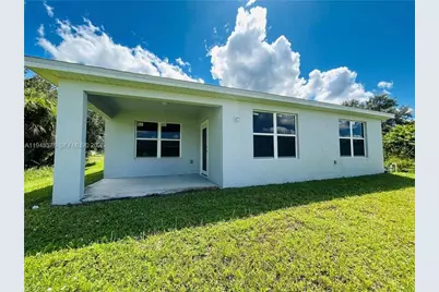2812 49th St SW, Lehigh Acres, FL 33974 - Photo 5
