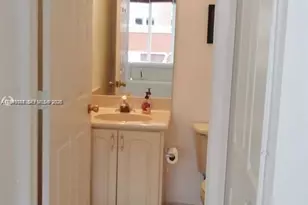 6103 NW 114th Pl, Doral, FL 33178 - Photo 19