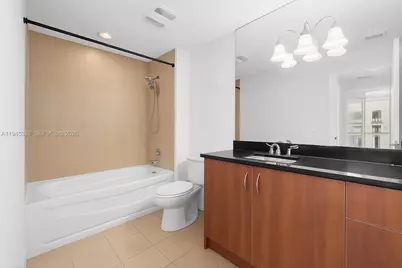 300 S Biscayne Blvd #T-2304, Miami, FL 33131 - Photo 15