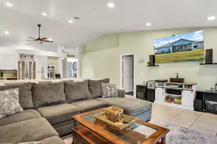 1225 SW Abisco Rd, Port Saint Lucie, FL 34953 - Photo 9