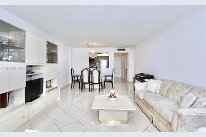 2401 S Ocean Dr #806, Hollywood, FL 33019 - Photo 1