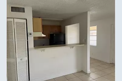 95 NE 41st St #I141, Oakland Park, FL 33334 - Photo 3