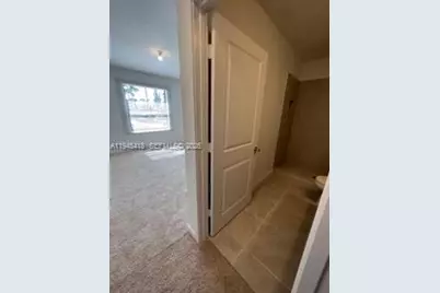 326 NE 1st Dr, Florida City, FL 33034 - Photo 9
