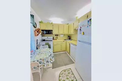 6350 NW 62nd St #308, Tamarac, FL 33319 - Photo 5