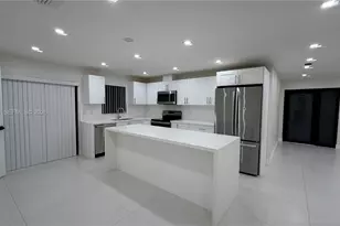 10553 SW 22nd Terrace, Miami, FL 33165 - Photo 5