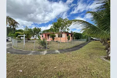 341 Aladdin St, Opa-Locka, FL 33054 - Photo 27