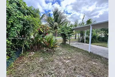 341 Aladdin St, Opa-Locka, FL 33054 - Photo 7