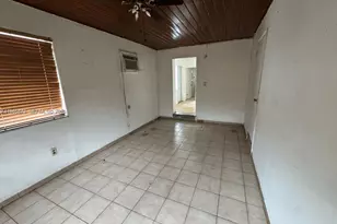 341 Aladdin St, Opa-Locka, FL 33054 - Photo 11