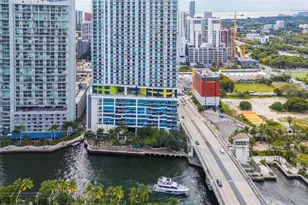 185 SW 7th St, Miami, FL 33130 - Photo 33