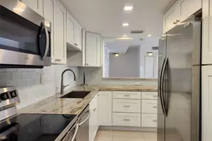 5201 Orduna Dr, Coral Gables, FL 33146 - Photo 5