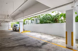 716 Michigan Ave, Miami Beach, FL 33139 - Photo 19