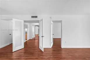 716 Michigan Ave, Miami Beach, FL 33139 - Photo 11