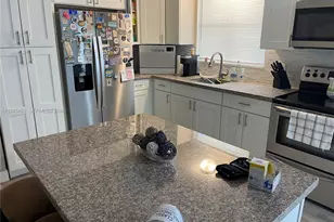 19800 SW 180th Ave, Miami, FL 33187 - Photo 11