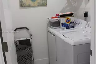 11024 W 35th Ln, Hialeah, FL 33018 - Photo 25