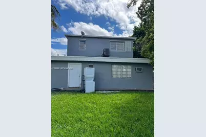 2331 NW 14th St, Miami, FL 33125 - Photo 3