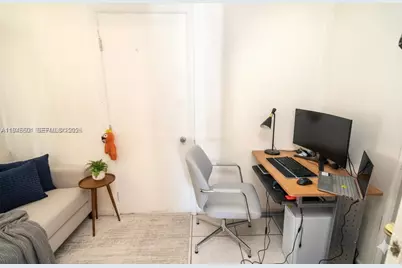 2331 NW 14th St, Miami, FL 33125 - Photo 7