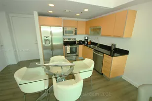 950 Brickell Bay Dr, Miami, FL 33131 - Photo 11