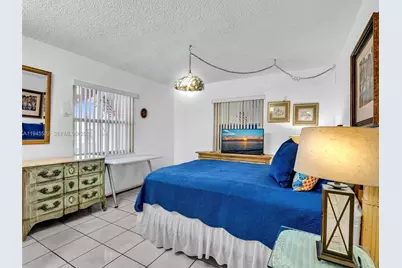 1750 W 46th St #404, Hialeah, FL 33012 - Photo 29