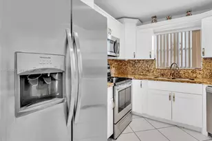 1750 W 46th St, Hialeah, FL 33012 - Photo 11
