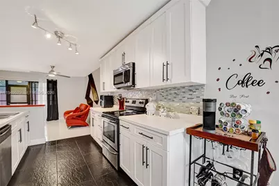 3301 Raleigh St #4E, Hollywood, FL 33021 - Photo 15