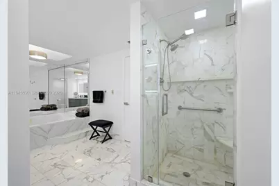 20191 E Country Club Dr #2202, Aventura, FL 33180 - Photo 13