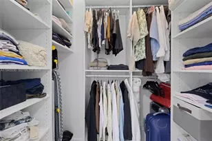 20191 E Country Club Dr, Aventura, FL 33180 - Photo 17