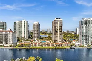 20191 E Country Club Dr, Aventura, FL 33180 - Photo 29