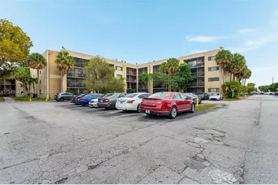 8635 NW 8th St #413, Miami, FL 33126 - Photo 17