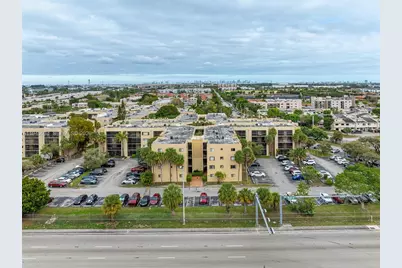 8635 NW 8th St #413, Miami, FL 33126 - Photo 25