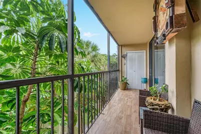 8635 NW 8th St #413, Miami, FL 33126 - Photo 19