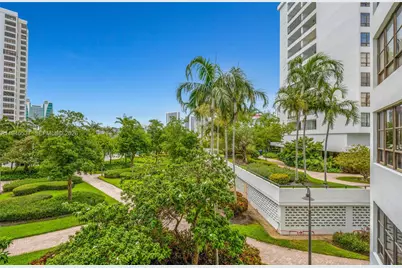 600 Three Islands Blvd #212, Hallandale Beach, FL 33009 - Photo 39