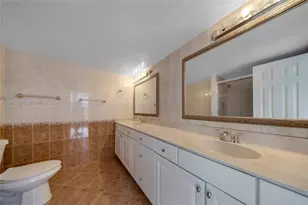 600 Three Islands Boulevard, Hallandale Beach, FL 33009 - Photo 25