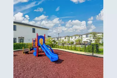 15808 SW 136th Way, Miami, FL 33196 - Photo 11