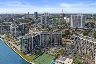 400 Leslie Dr, Hallandale Beach, FL 33009 - Photo 49