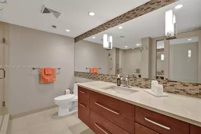 400 Leslie Dr #710, Hallandale Beach, FL 33009 - Photo 25